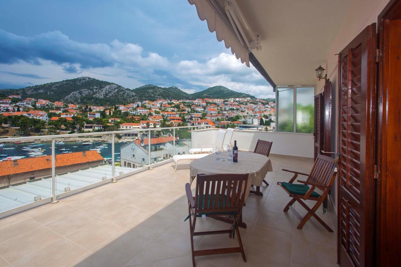 Seaview Guesthouse - Zf Hvar ฮวาร์ ภายนอก รูปภาพ