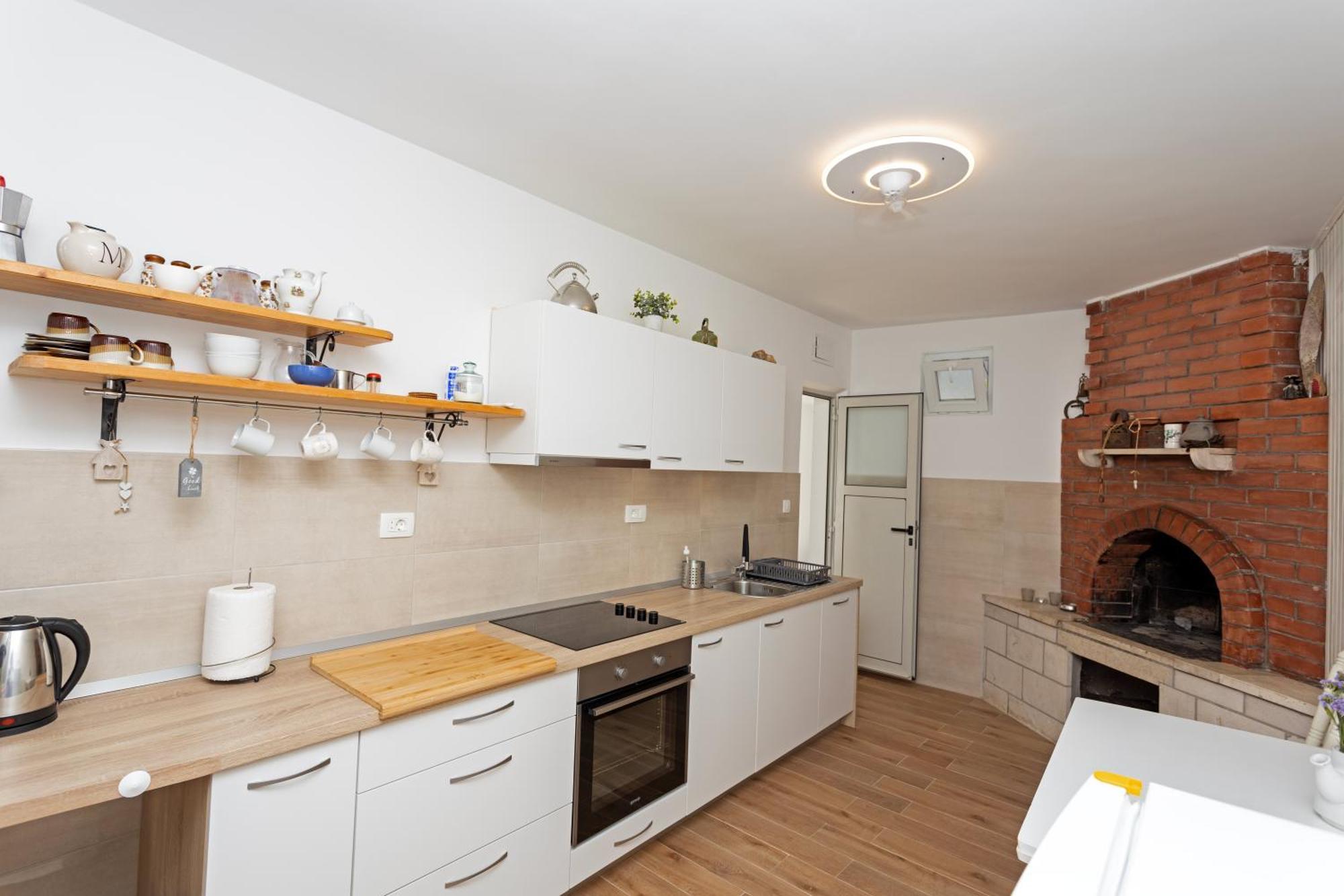Seaview Guesthouse - Zf Hvar ฮวาร์ ภายนอก รูปภาพ