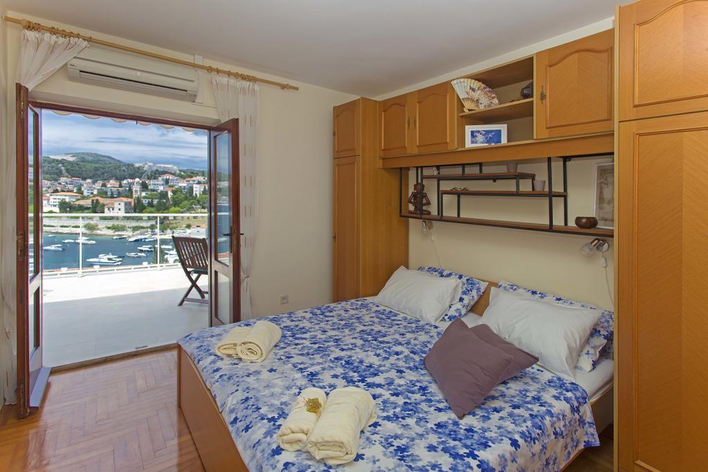 Seaview Guesthouse - Zf Hvar ฮวาร์ ภายนอก รูปภาพ