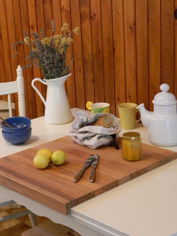 Seaview Guesthouse - Zf Hvar ฮวาร์ ภายนอก รูปภาพ